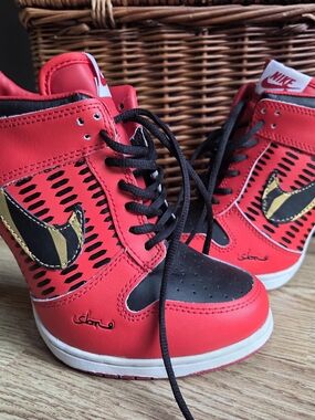 Nike Sneaker Fetish By Insa Low Dunk Red And Black Heels